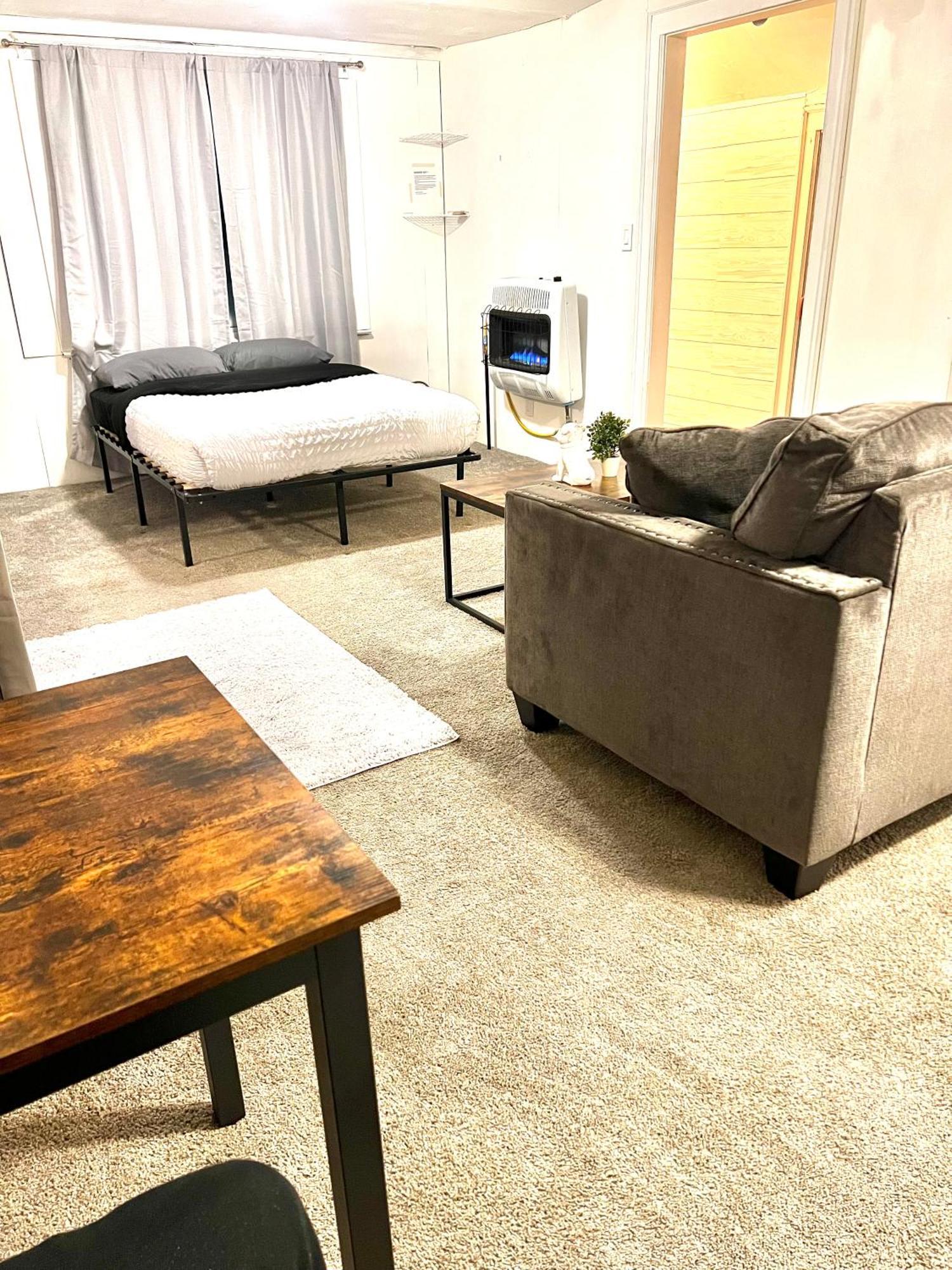 Two Bedroom Villa Studio With Fireplace & Living Room Ντητρόιτ Εξωτερικό φωτογραφία